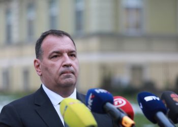 Beroš: Ako se budemo odgovorno ponašali, za sljedećih četiri do pet tjedana možemo pobijediti epidemiju