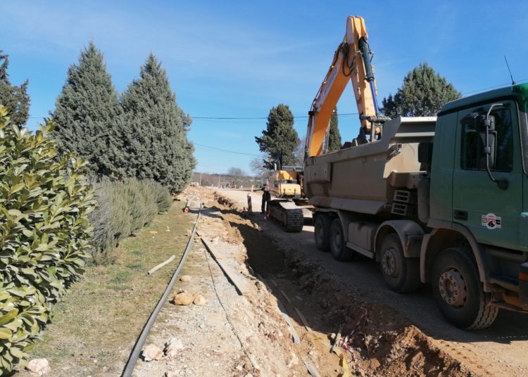 Pogledajte kako teku radovi na rehabilitaciji regionalne ceste od Miletine do Atlasa