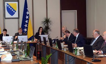 Vijeće ministara BiH: Zabrana slijetanja na zračne luke u BiH produžena do 1. lipnja