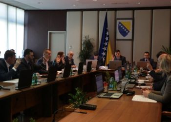 Bošnjački ministri stopirali povlačenje novca od MMF-a za BiH