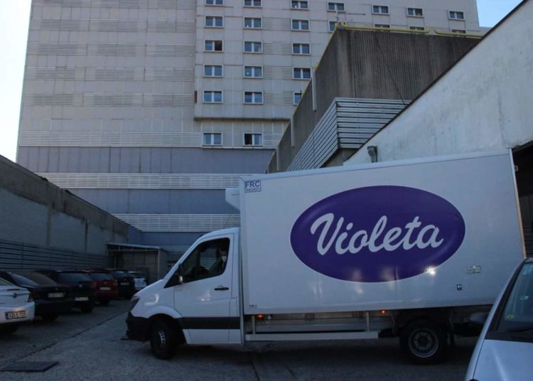 Violetina donacija zaštitne opreme i respiratora stigla u SKB Mostar