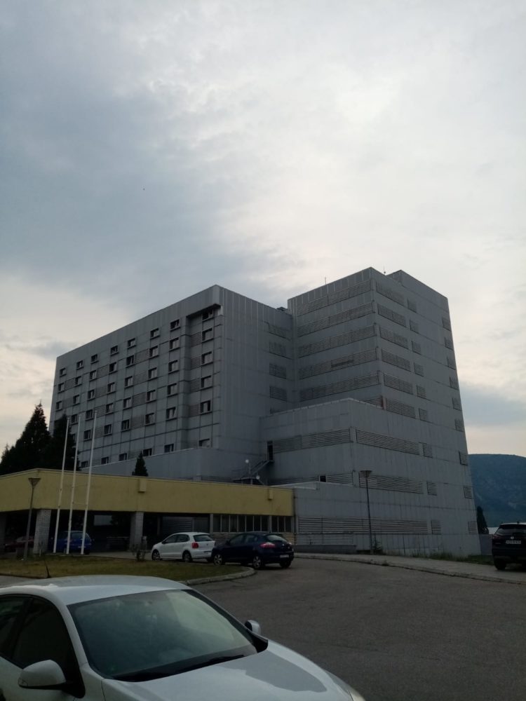 Posjetili smo SKB Mostar i doznali kako ova bolnica radi u vrijeme koronavirusa