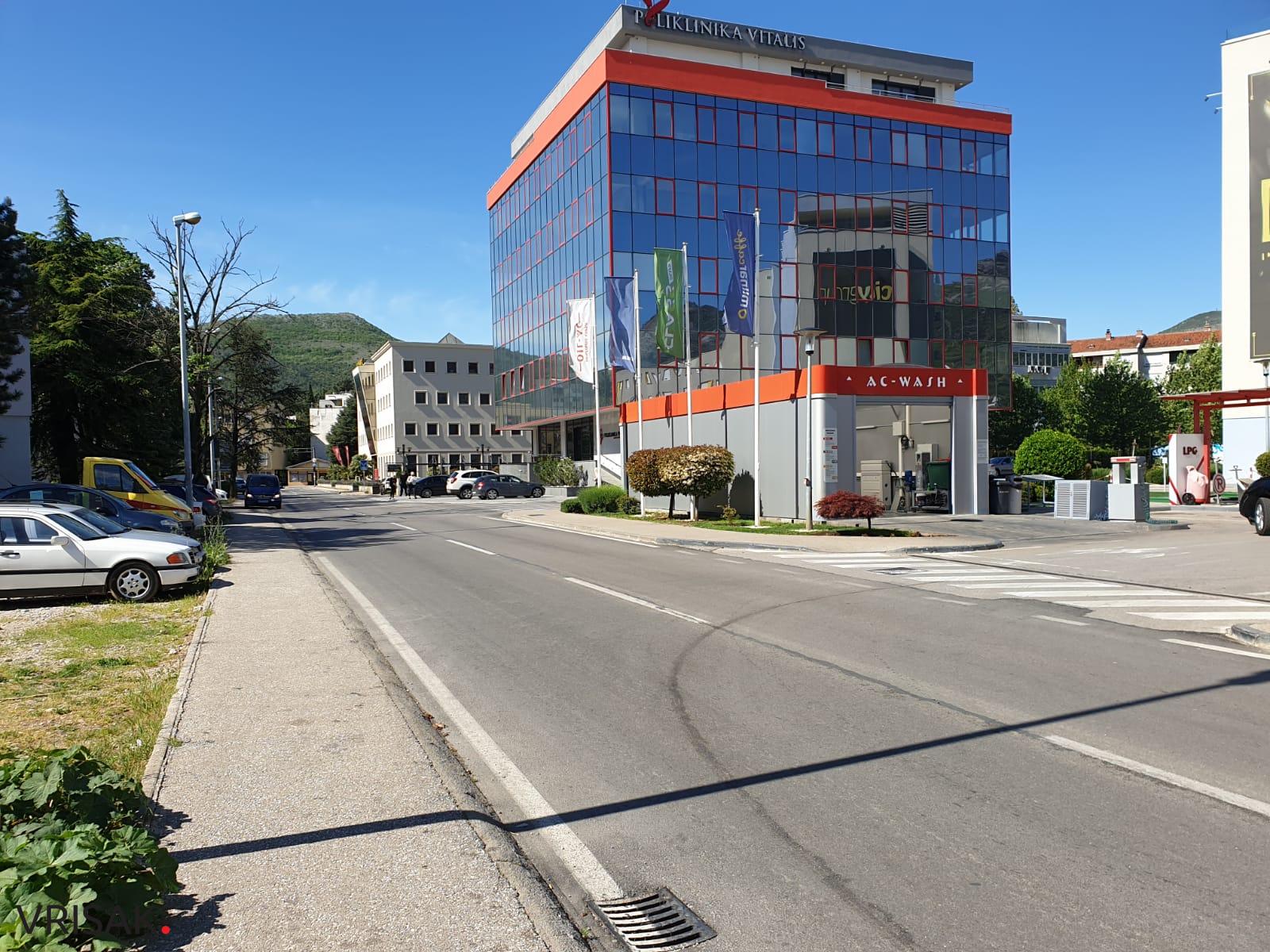 Ulice Mostara s vidljivo manje smeća