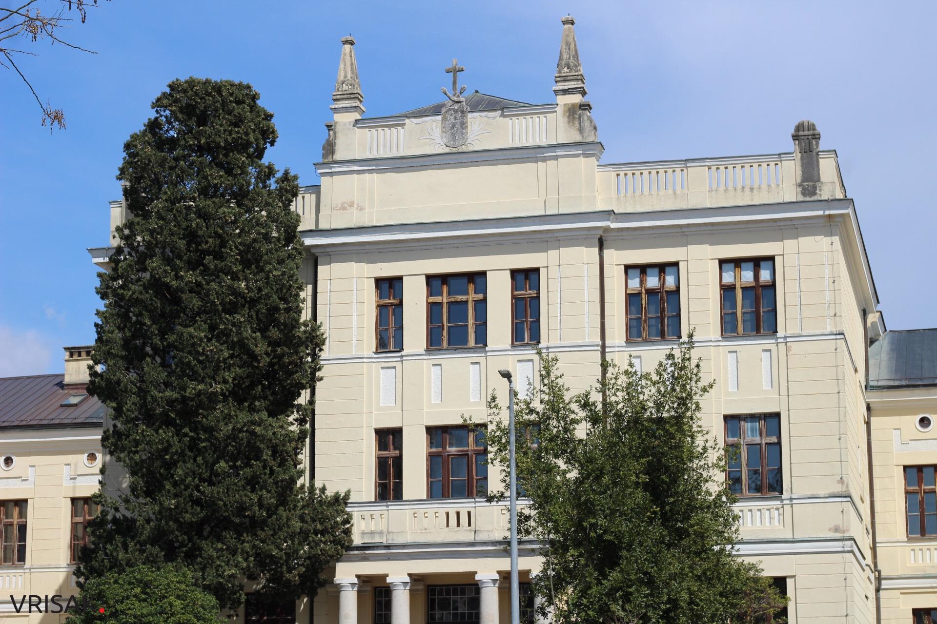 Širokobriješka kamena ljepotica!