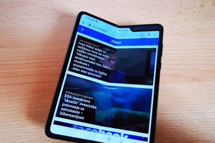 Nova generacija savitljivog Galaxy Folda bit će jeftinija