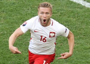 Igra za 100 eura, a sada je kupio svoj klub i u zadnji čas ga spasio od bankrota