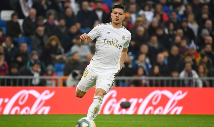 Najskuplji srpski nogometaš je na saslušanju. Prijete mu tri godine zatvora