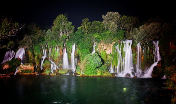 Biser Hercegovine, jedinstveni vodopadi Kravica