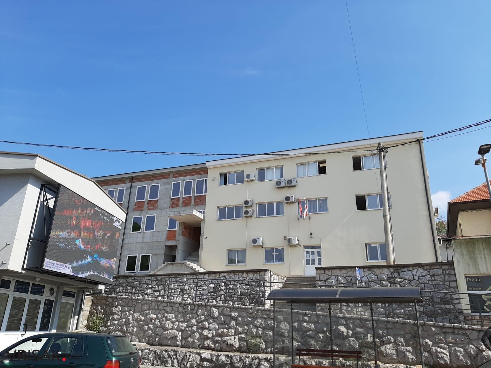 Općinsko vijeće Grude: Usvojene mjere pomoći poduzetnicima i izvješća o radu javnih ustanova, udruga i sportskih klubova