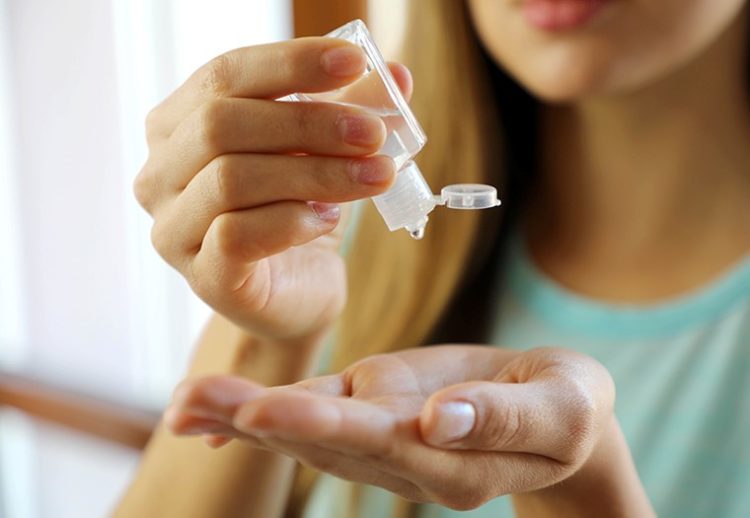 Ne ostavljajte dezinficijense u automobilu!