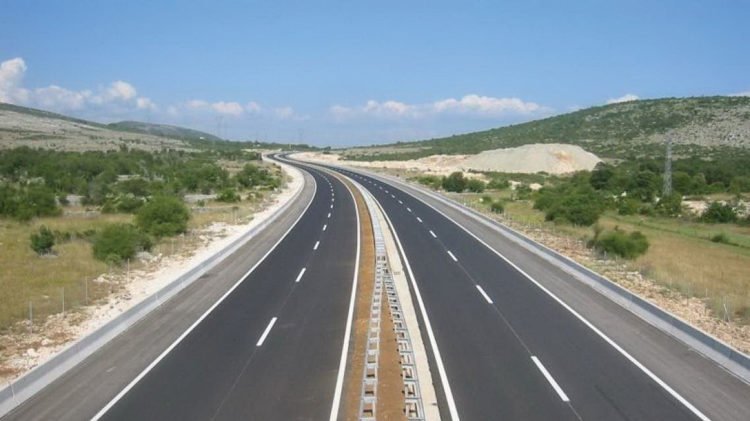 Autocesta kroz hrvatsko povratničko naselje kod Banja Luke dovela bi do trajnog iseljavanja Hrvata