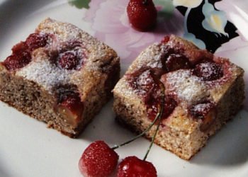 Ukusni kolač od trešanja