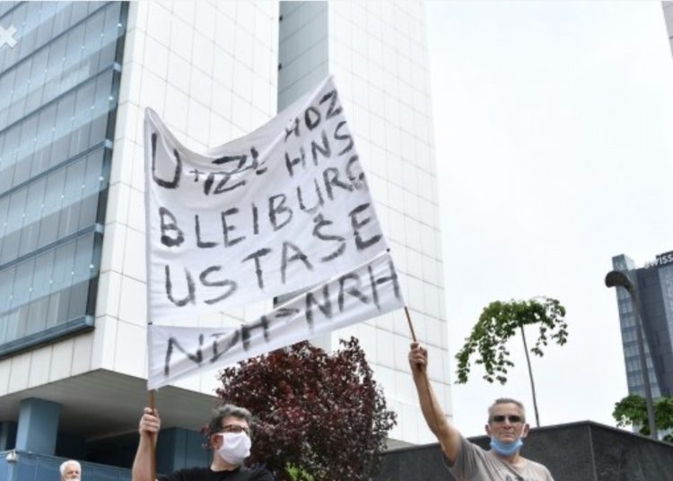 Sarajevo: Tisuće fašista i komunista prosvjeduje protiv svete mise žrtvama Bleiburga