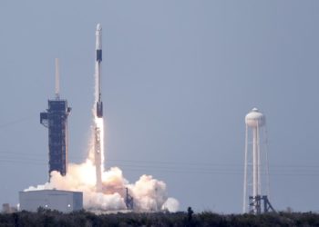 Uspješno lansirana raketa SpaceX-a, NASA u svemir ponovno leti s tla SAD-a