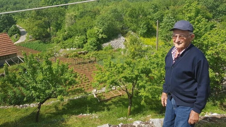 Ivan iz Crnih Lokava – Sa 92 godine radi kao mladić