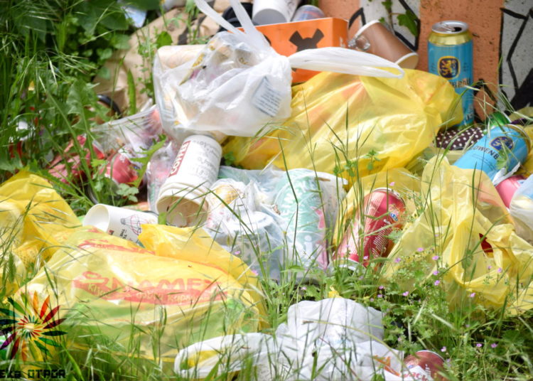 FOTO: Svi to rade, zar će moje ponašanje išta promijeniti?