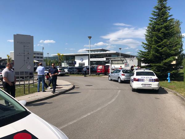 Policija deaktivirala bombu na Porscheu Hrvata iz Njemačke