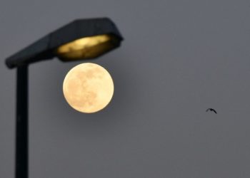 Sutra će se na nebu ukazati ‘Cvjetni Mjesec’