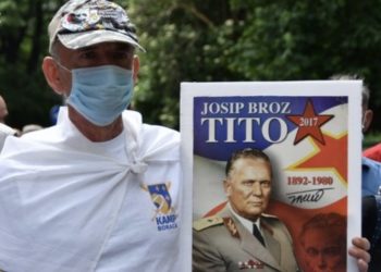 Sarajevo: Tisuće fašista i komunista prosvjeduje protiv svete mise žrtvama Bleiburga