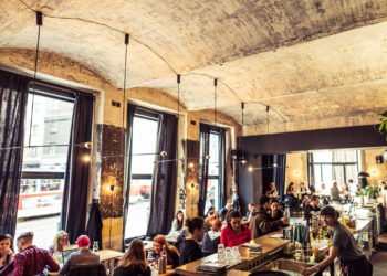 Češka danas otvara kafiće, hotele i bazene