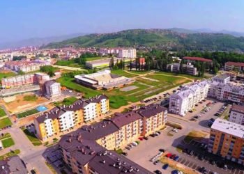 Načelnik plaća 10 kava i prvo šišanje