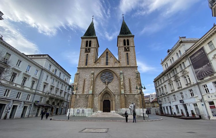 HKD Napredak: Kako ‘europskom Jeruzalemu’ smeta katolička molitva za mrtve