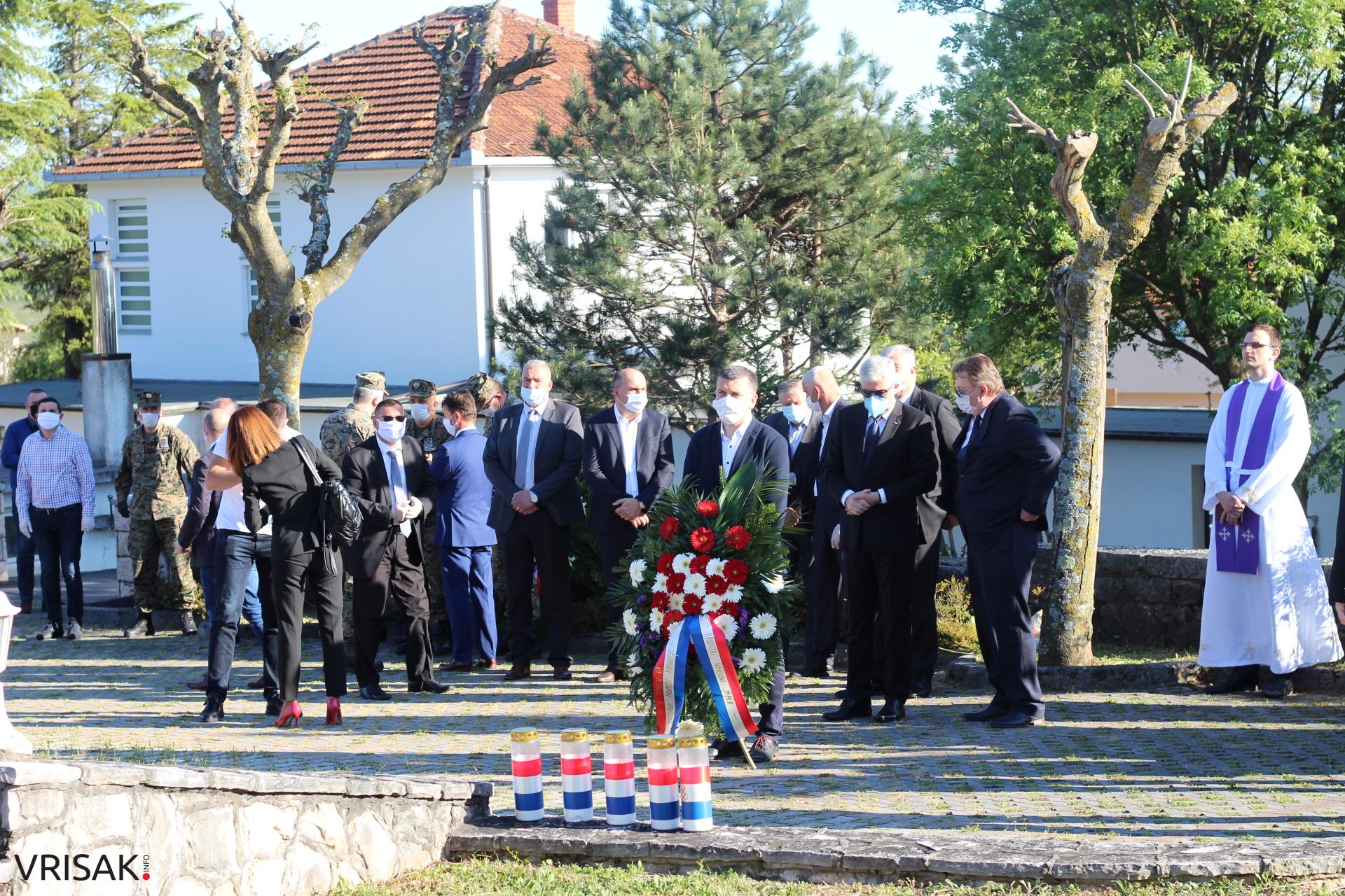 U Pologu svečano, na spomen obilježju otkriven i tenk