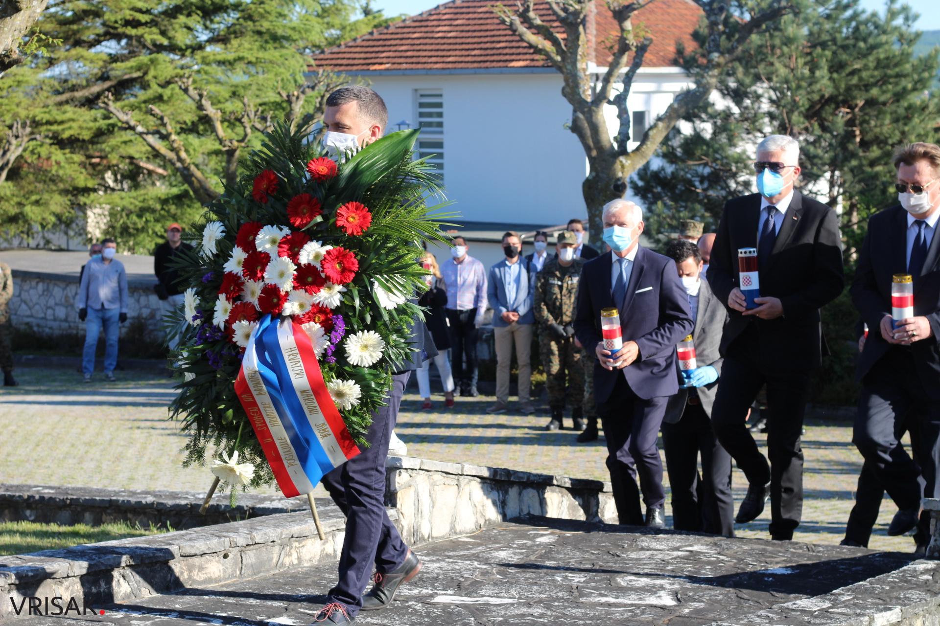 U Pologu svečano, na spomen obilježju otkriven i tenk