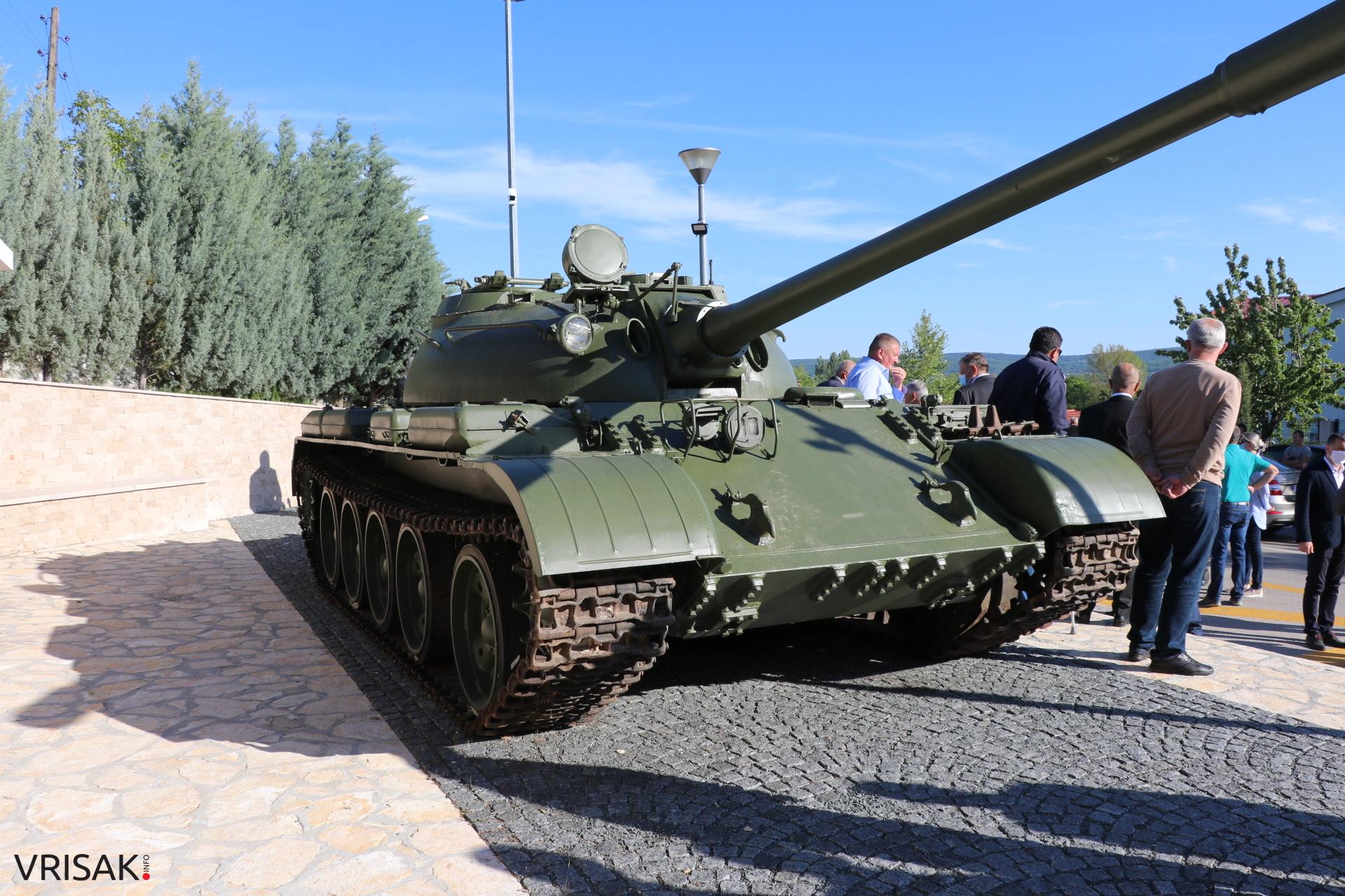 U Pologu svečano, na spomen obilježju otkriven i tenk