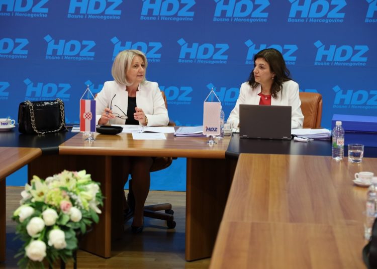 Održana konstituirajuća sjednica Provedbenog izbornog stožera (PIS) HDZ-a BiH za Lokalne izbore u BiH