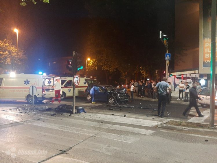 Mostar: Teška prometna nesreća na raskrižju ‘Kod Spajalice’