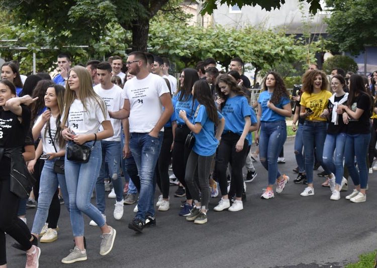 Norijada u Ljubuškom: Maturanti slave zadnji dan nastave
