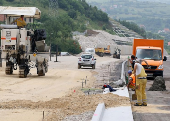 Recesija neće utjecati na gradnju Koridora, trenutno u izgradnji 38,5 km, evo kojih
