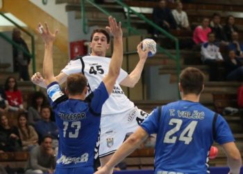 Mateo Rodin uručio vrijednu donaciju RK Izviđač