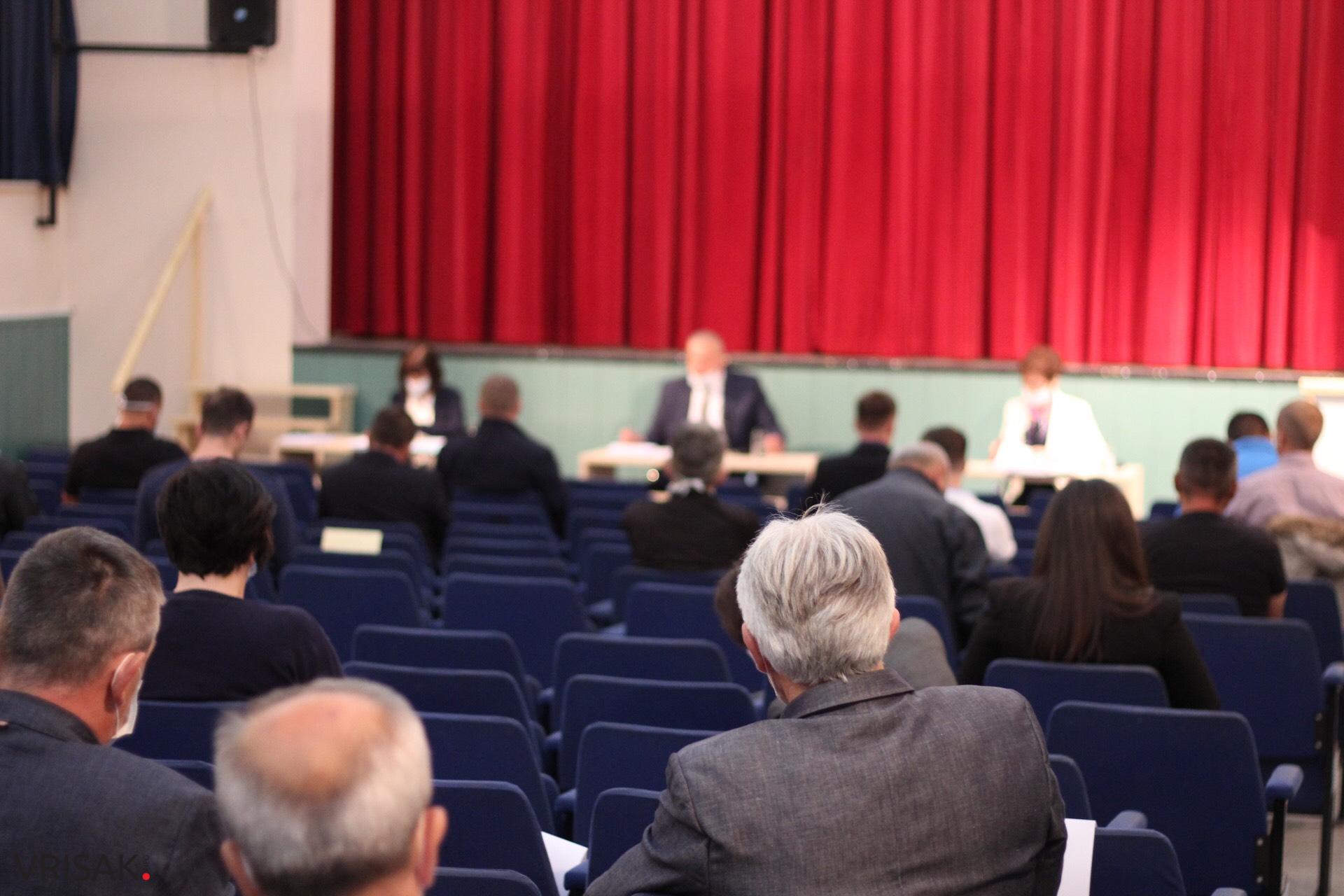 Široki Brijeg: Gradsko vijeće usvojilo umanjene pristojbe za tvrtke; deficitarne djelatnosti oslobođene plaćanja