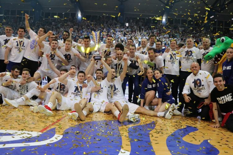 Na današnji dan: HKK Široki postao prvak! 10. titula stigla na Pecaru!