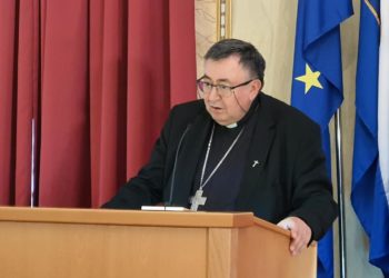 Kardinal Puljić: Mi smo se pridržavali uputa Stožera, druga strana je imala privilegije i medije koji su huškali
