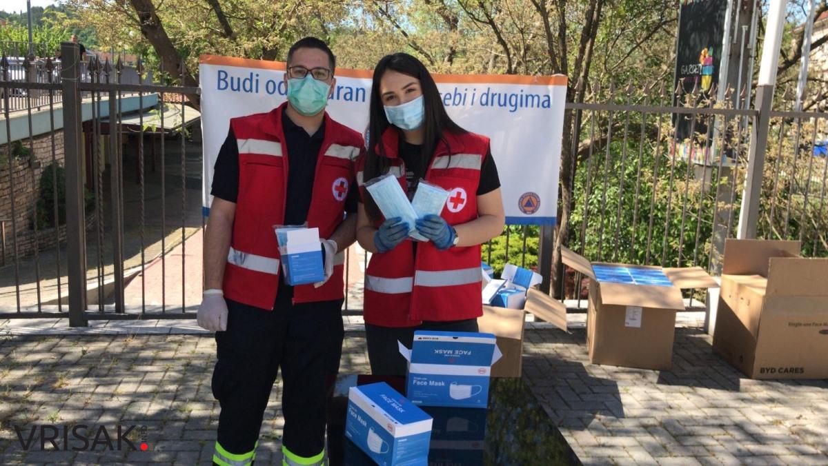 FOTO: Građani u ŽZH besplatno dobili zaštitne maske