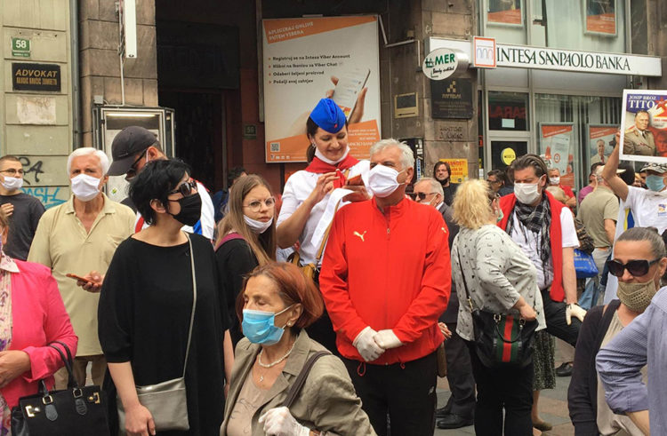 Sarajevske demonstracije mogle bi biti početak unutarbošnjačkoga sukoba