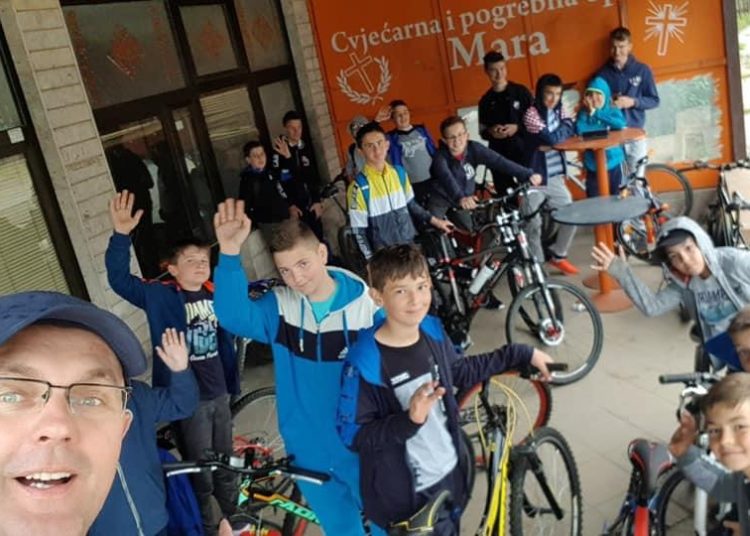 Kočerinski ministranti biciklirali