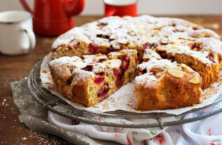 Bez greške: Recept za brzi kolač s trešnjama