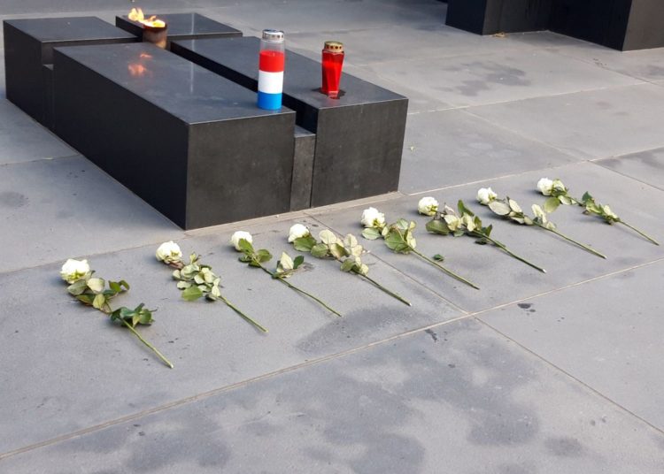 Hrvati diljem BiH, Hrvatske i Europe zapalili svijeće za osam viteških anđela