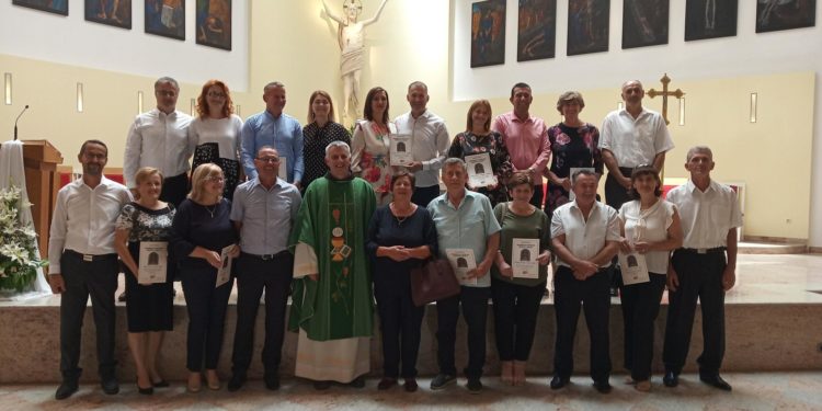 Ljubuški: Bračne zavjete obnovilo 12 parova