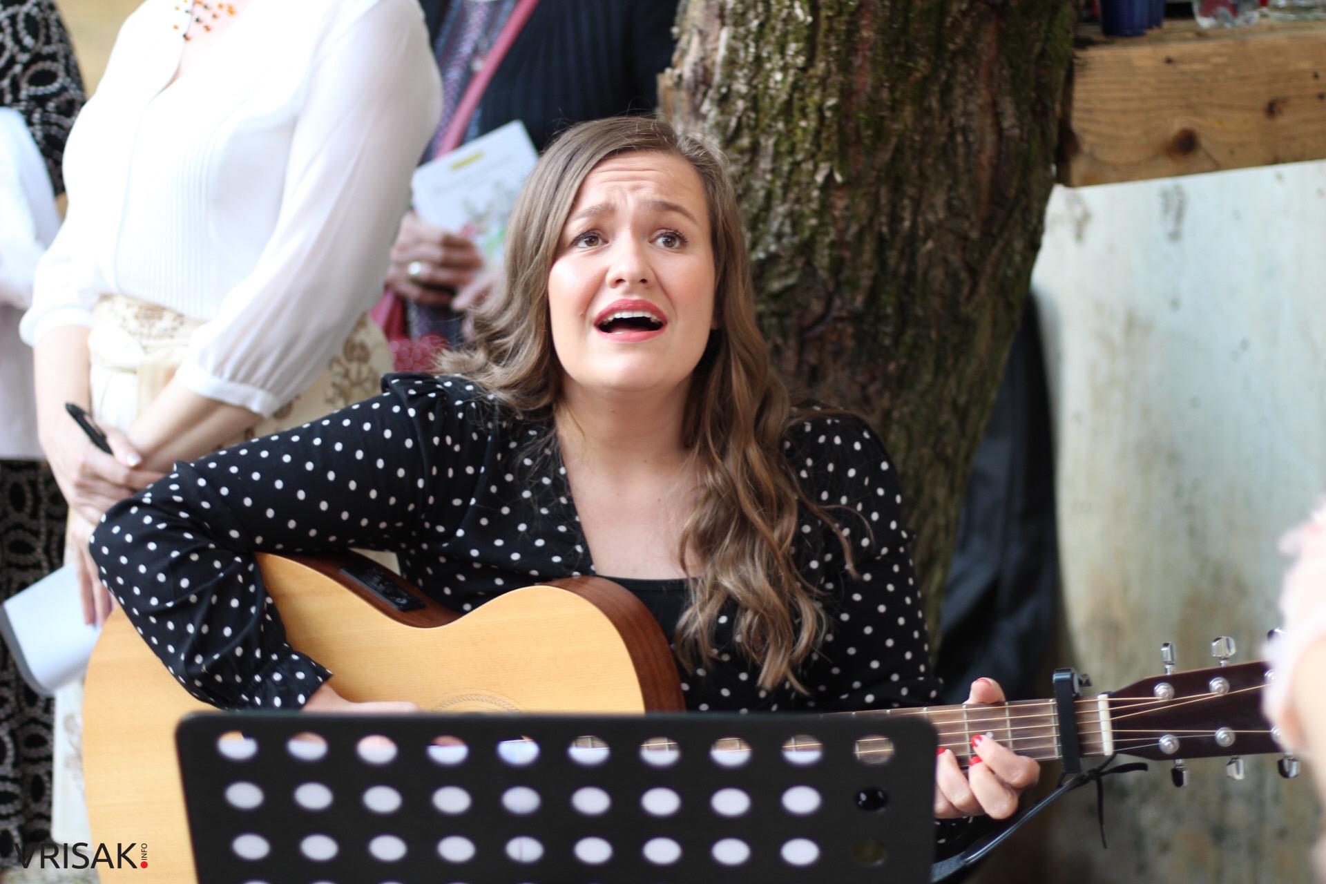 Maja Šantić u Širokom Brijegu predstavila svoju knjigu #braknadvakontinenta