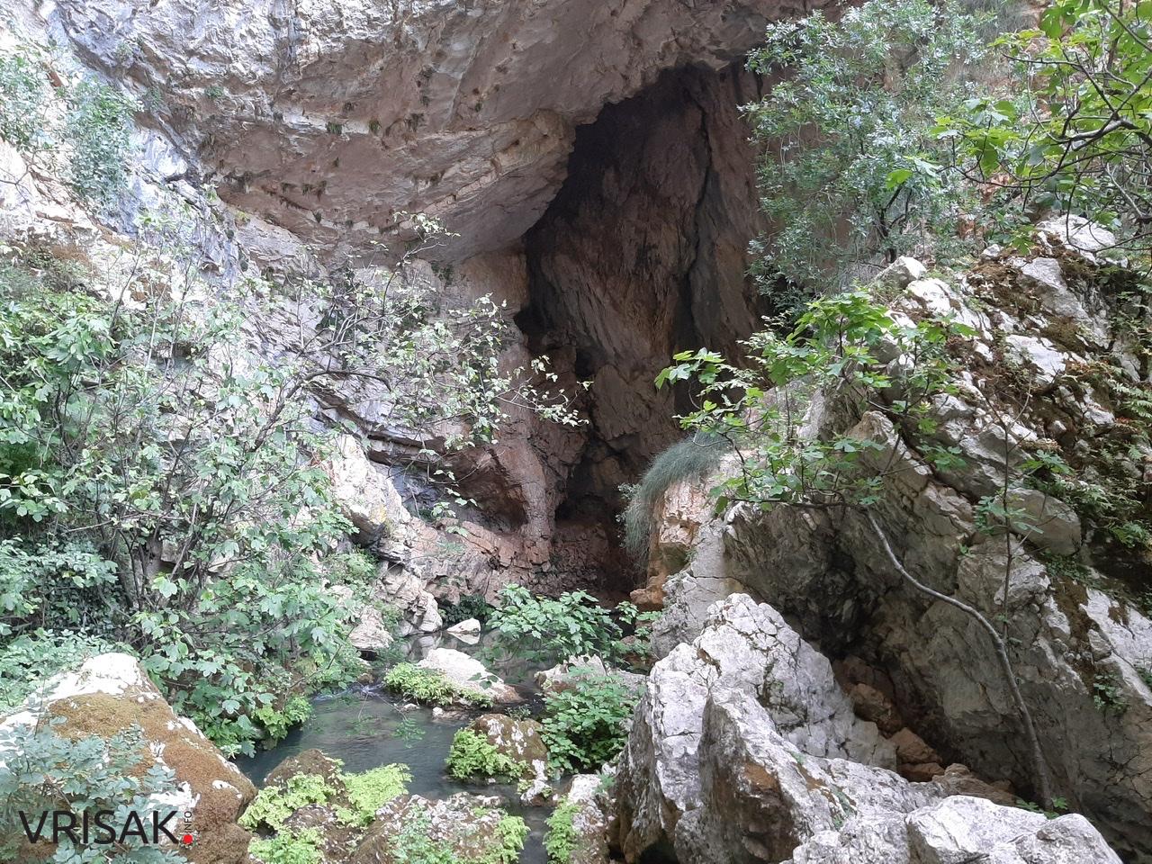 Brojni posjetitelji Avanturističkog parka Peć Mlini fascinirani prirodnim ljepotama i sadržajem koji nudi