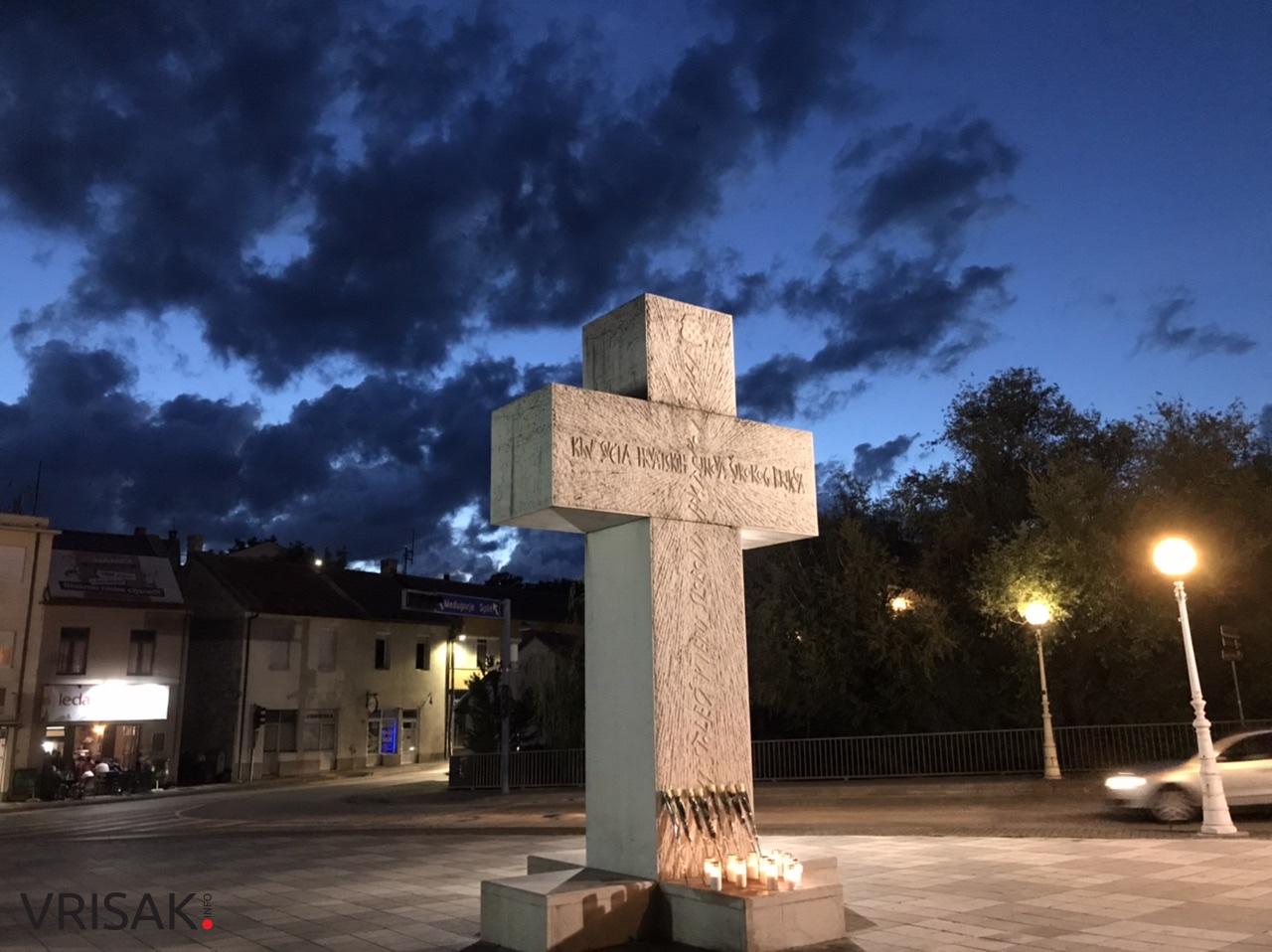 Hrvati diljem BiH, Hrvatske i Europe zapalili svijeće za osam viteških anđela