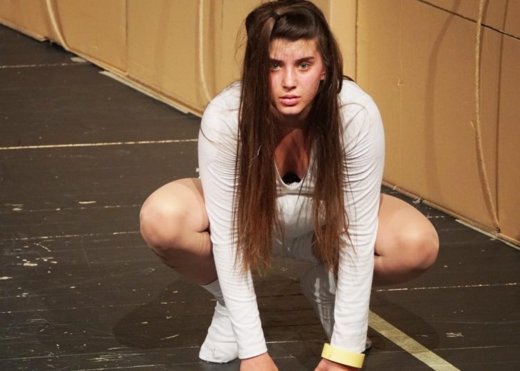 U HNK Mostar odigrana premijera predstave “Spremni”