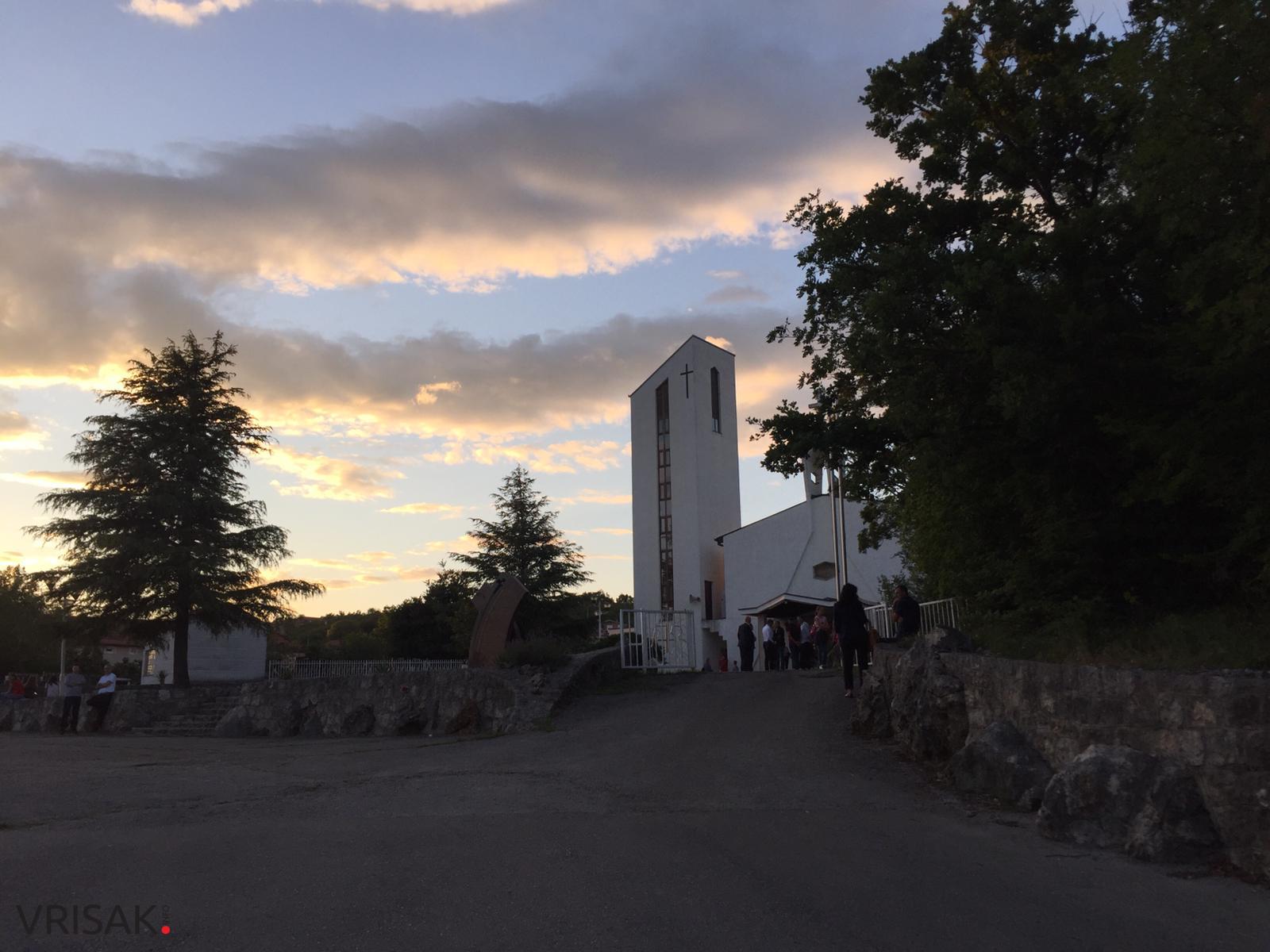 U Knešpolju procesijom počela proslava blagdana sv. Ivana Krstitelja