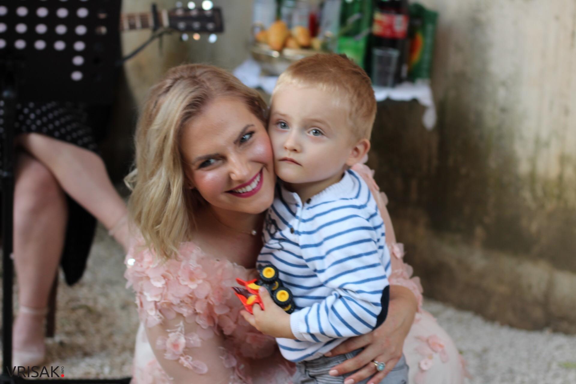 Maja Šantić u Širokom Brijegu predstavila svoju knjigu #braknadvakontinenta