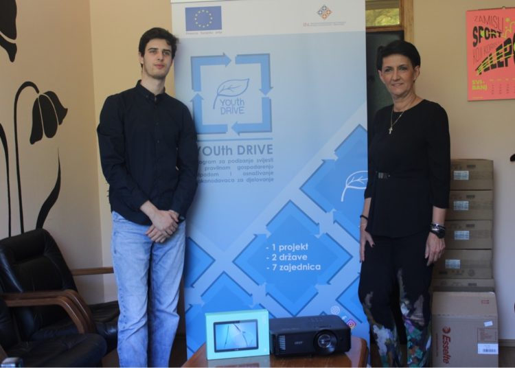 Donacija EU školama na području ŽZH kroz projekt Youth Drive